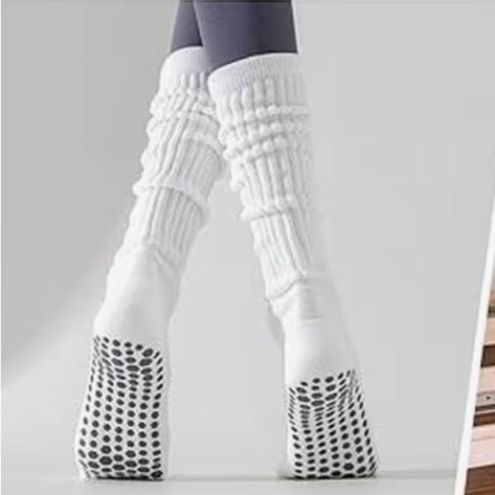 slouchy grip socks Pilates barre yoga neutral tones - Picture 4 of 5